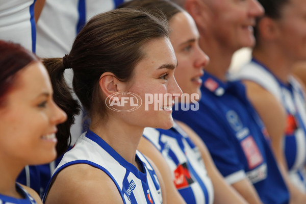 AFLW 2024 Media - North Melbourne Team Photo Day - A-52598951