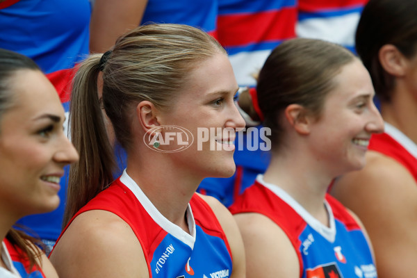 AFLW 2024 Media - Western Bulldogs Team Photo Day - A-52616820