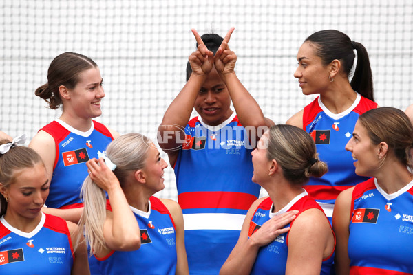 AFLW 2024 Media - Western Bulldogs Team Photo Day - A-52616833