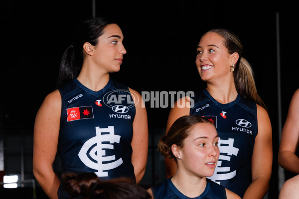 AFLW 2024 Media - Carlton Team Photo Day - A-52620766