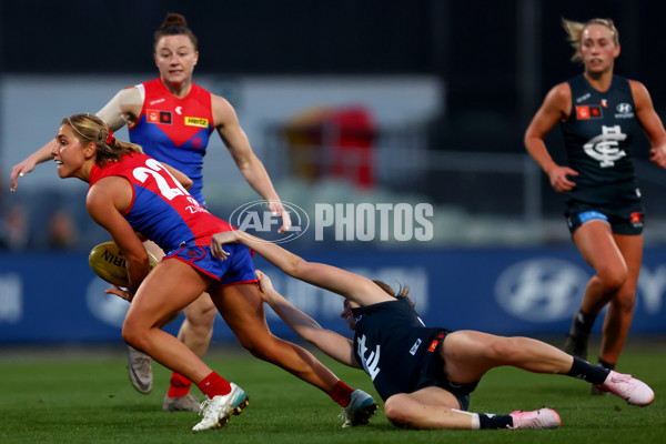 AFLW 2024 Match Simulation - Carlton v Melbourne - A-52622768