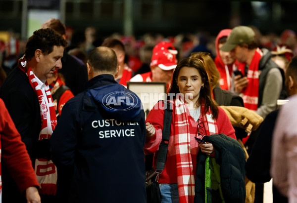 AFL 2024 Round 22 - Sydney v Collingwood - A-52622817