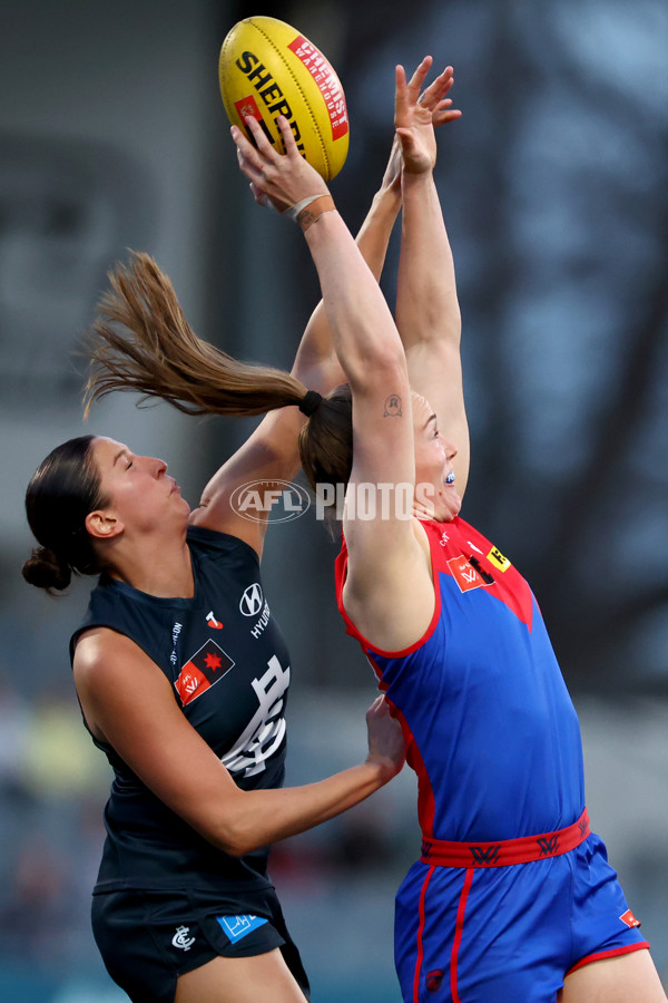 AFLW 2024 Match Simulation - Carlton v Melbourne - A-52623647
