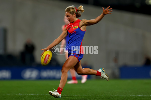 AFLW 2024 Match Simulation - Carlton v Melbourne - A-52623693