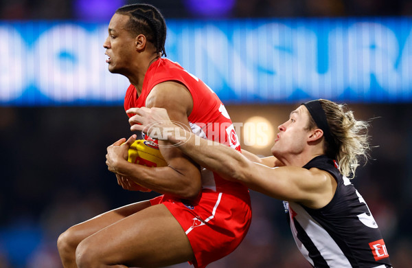 AFL 2024 Round 22 - Sydney v Collingwood - A-52626038