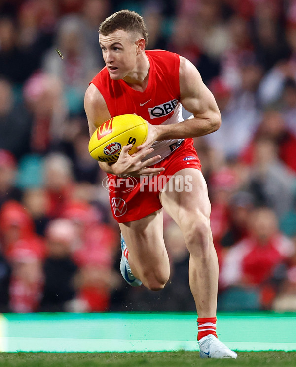 AFL 2024 Round 22 - Sydney v Collingwood - A-52628387
