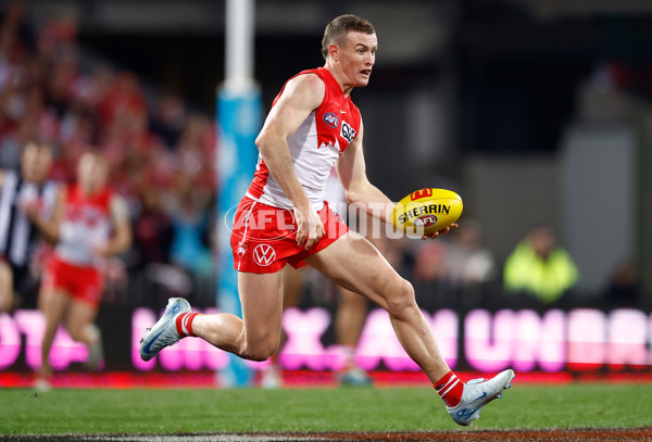 AFL 2024 Round 22 - Sydney v Collingwood - A-52628420