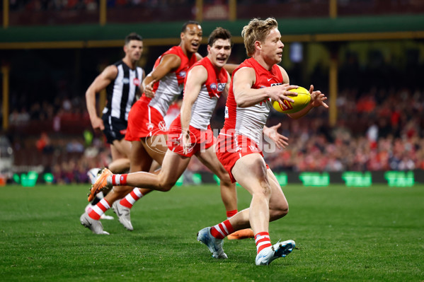 AFL 2024 Round 22 - Sydney v Collingwood - A-52628441
