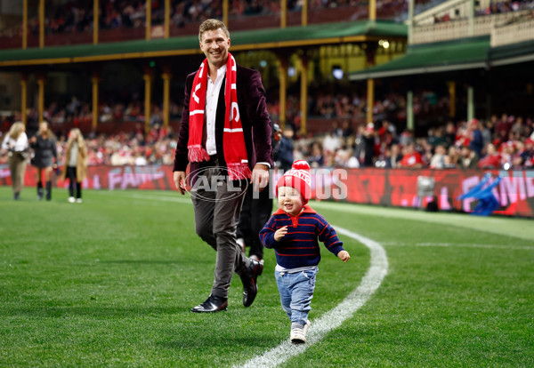 AFL 2024 Round 22 - Sydney v Collingwood - A-52628463