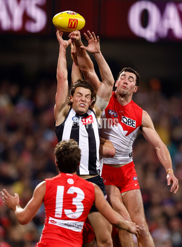 AFL 2024 Round 22 - Sydney v Collingwood - A-52629221