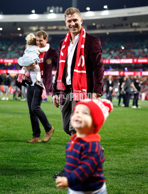 AFL 2024 Round 22 - Sydney v Collingwood - A-52629224