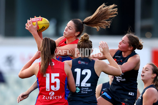 AFLW 2024 Match Simulation - Carlton v Melbourne - A-52629255