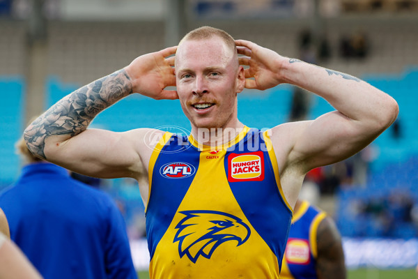 AFL 2024 Round 22 - North Melbourne v West Coast - A-52655504
