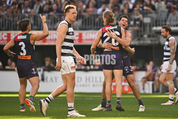 AFL 2024 Round 22 - Fremantle v Geelong - A-52658376