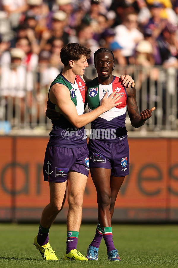 AFL 2024 Round 22 - Fremantle v Geelong - A-52660203