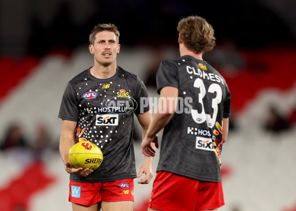 AFL 2024 Round 22 - Essendon v Gold Coast - A-52663729