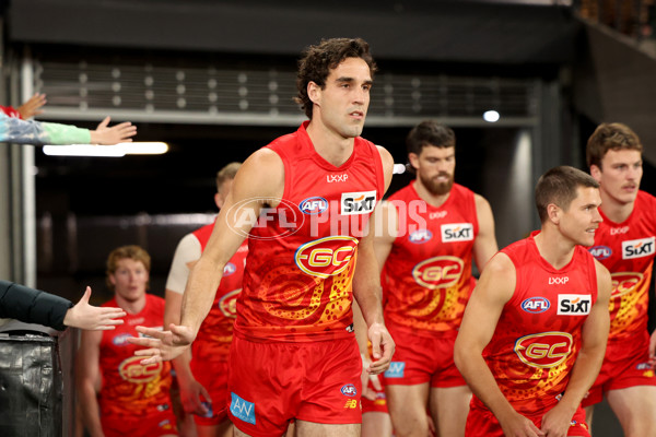 AFL 2024 Round 22 - Essendon v Gold Coast - A-52665090