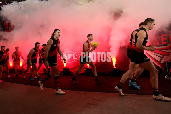 AFL 2024 Round 22 - Essendon v Gold Coast - A-52665092