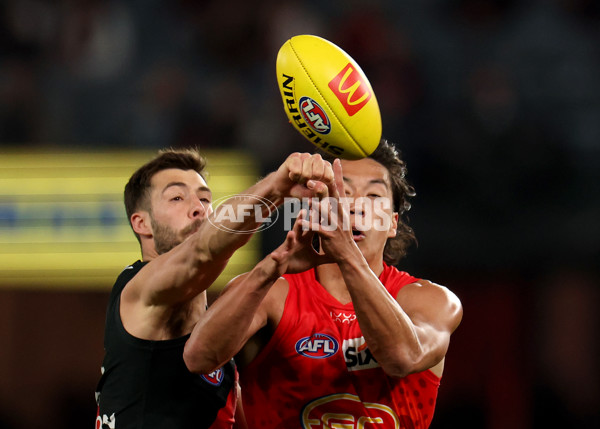 AFL 2024 Round 22 - Essendon v Gold Coast - A-52670464