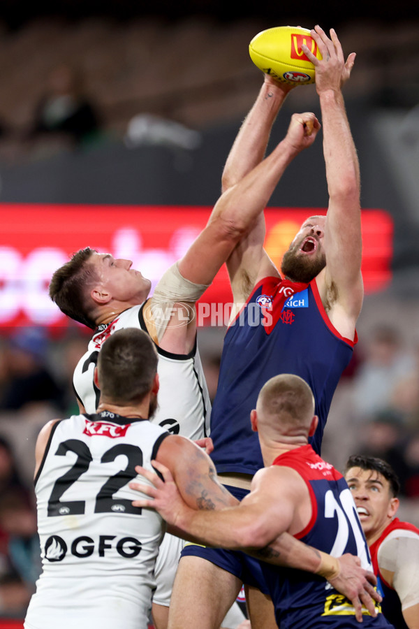 AFL 2024 Round 22 - Melbourne v Port Adelaide - A-52671958