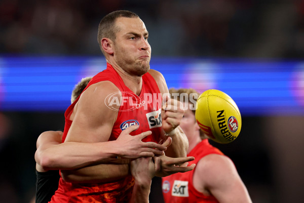 AFL 2024 Round 22 - Essendon v Gold Coast - A-52675553