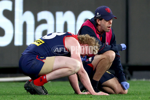 AFL 2024 Round 22 - Melbourne v Port Adelaide - A-52675613