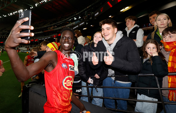 AFL 2024 Round 22 - Essendon v Gold Coast - A-52683262