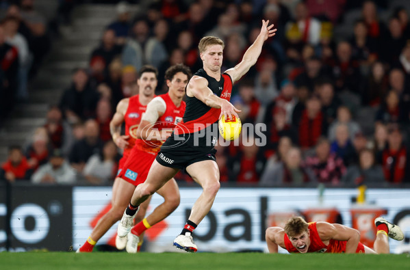 AFL 2024 Round 22 - Essendon v Gold Coast - A-52685682