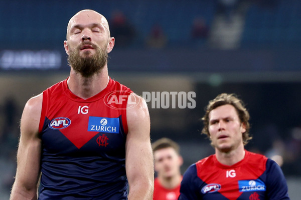 AFL 2024 Round 22 - Melbourne v Port Adelaide - A-52686110