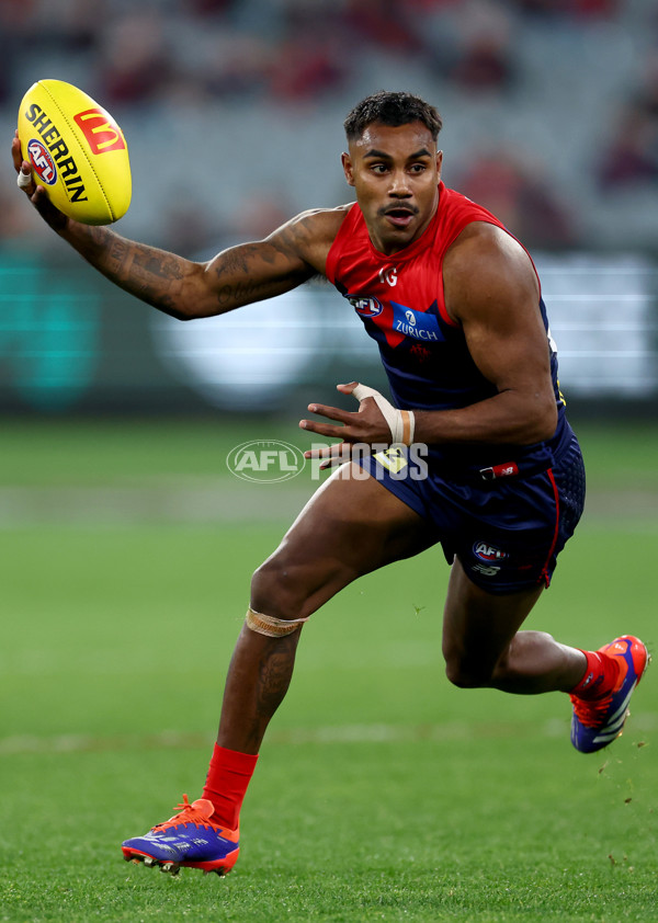 AFL 2024 Round 22 - Melbourne v Port Adelaide - A-52686141