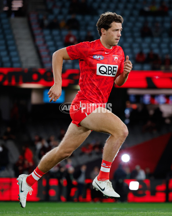 AFL 2024 Round 23 - Essendon v Sydney - A-53045617