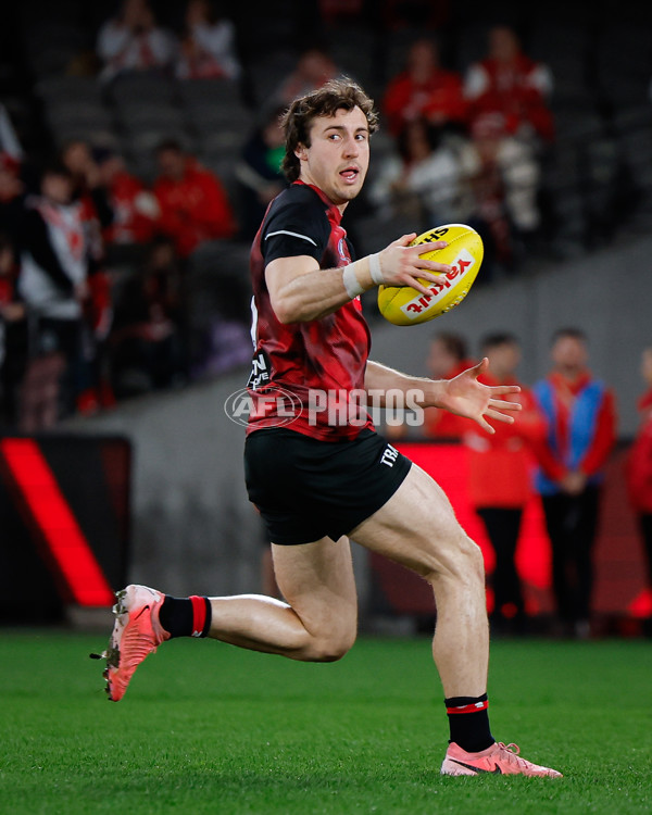 AFL 2024 Round 23 - Essendon v Sydney - A-53045622