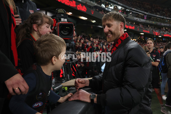 AFL 2024 Round 23 - Essendon v Sydney - A-53045685