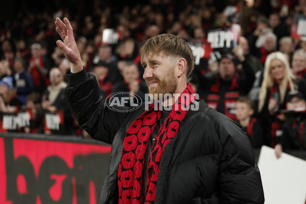 AFL 2024 Round 23 - Essendon v Sydney - A-53045694