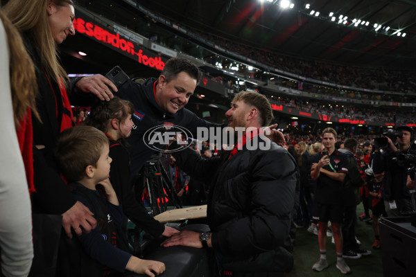 AFL 2024 Round 23 - Essendon v Sydney - A-53045992