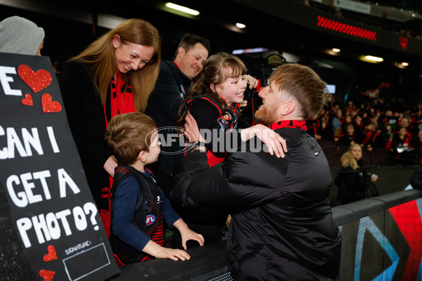 AFL 2024 Round 23 - Essendon v Sydney - A-53046004