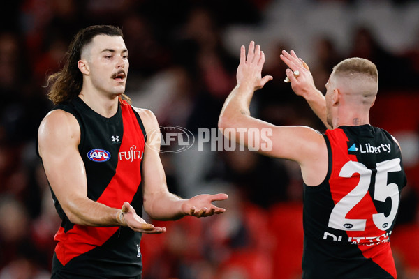 AFL 2024 Round 23 - Essendon v Sydney - A-53048300
