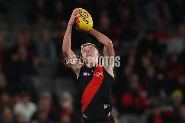 AFL 2024 Round 23 - Essendon v Sydney - A-53048419