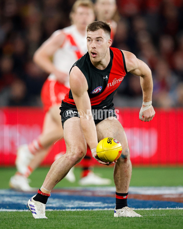 AFL 2024 Round 23 - Essendon v Sydney - A-53050662