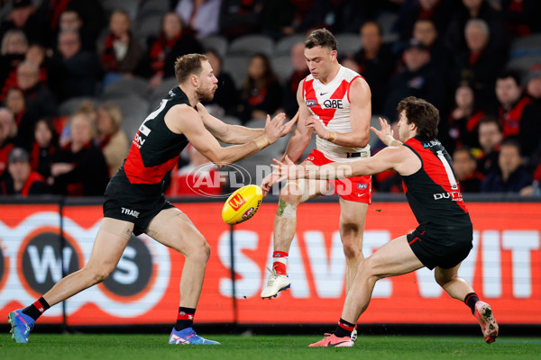 AFL 2024 Round 23 - Essendon v Sydney - A-53050682