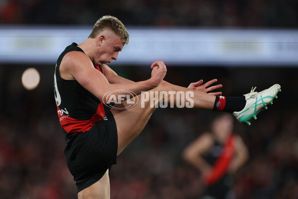 AFL 2024 Round 23 - Essendon v Sydney - A-53050701