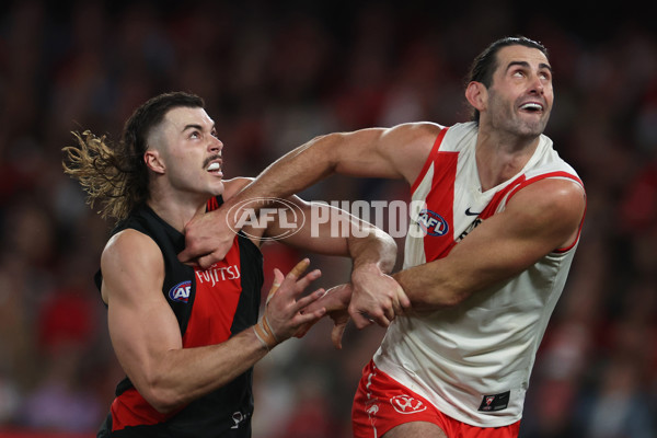 AFL 2024 Round 23 - Essendon v Sydney - A-53050706