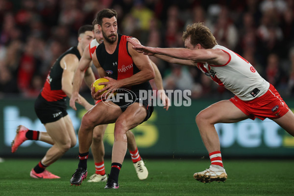 AFL 2024 Round 23 - Essendon v Sydney - A-53050709