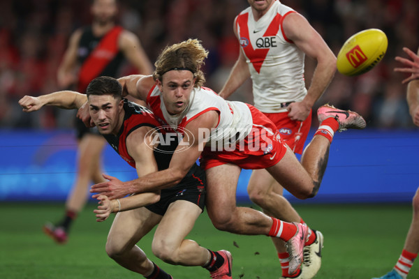 AFL 2024 Round 23 - Essendon v Sydney - A-53050736