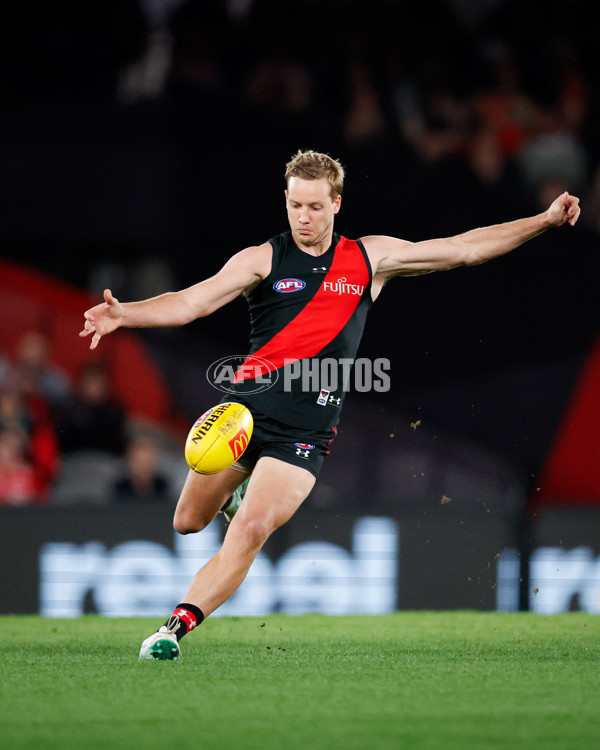 AFL 2024 Round 23 - Essendon v Sydney - A-53050737