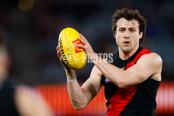 AFL 2024 Round 23 - Essendon v Sydney - A-53050959