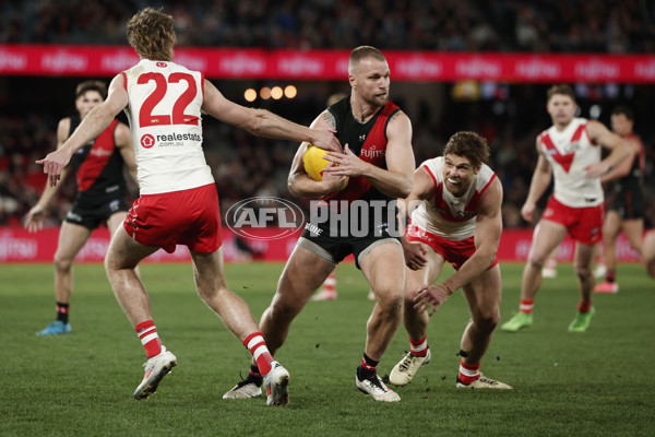 AFL 2024 Round 23 - Essendon v Sydney - A-53053432