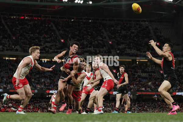 AFL 2024 Round 23 - Essendon v Sydney - A-53053446