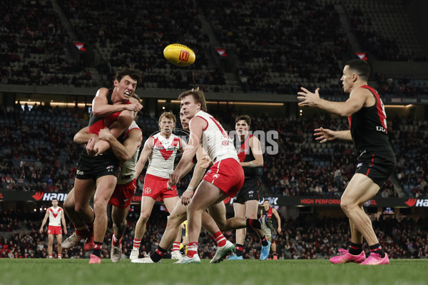 AFL 2024 Round 23 - Essendon v Sydney - A-53053548