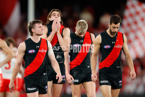 AFL 2024 Round 23 - Essendon v Sydney - A-53056235